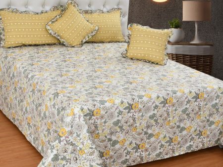 Yellow Cotton Bedding Set with 2 Pillow & 2 Cushion Covers | King Size| 108 x 108 inches For Sale