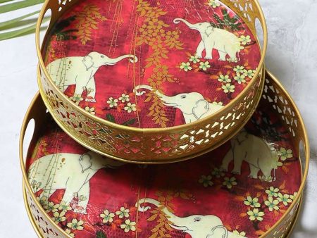 White Elephant Metal Trays | Gold | Set of 2 | 8 inches, 10 inches For Sale