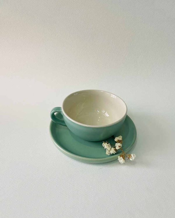 Latte Simple Design Ceramic Tea Cup & Saucer For Sale