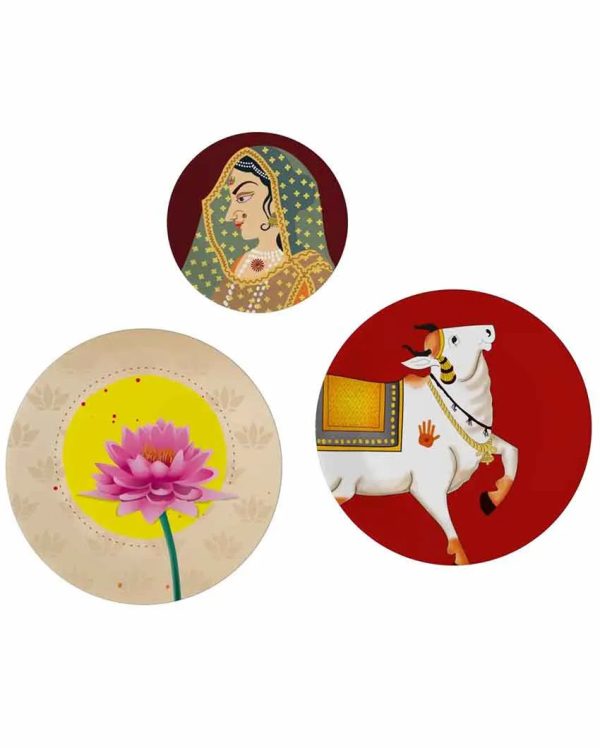 Artistic Pichhwai Design Ceramic Decorative Wall Plates | Set of 3 For Sale