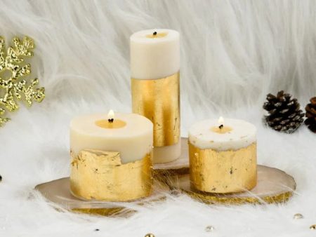 Joy White Gold Pillar Candles Cinnamon Roll Scented | Set of 3 | 9 cm   3.54 inches For Sale