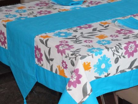 Flower Colorful Printed 6 Seater Cotton Table Cover Linen Set | Set of 1 Table Cover, 1 Table Runner, 6 Napkins For Sale